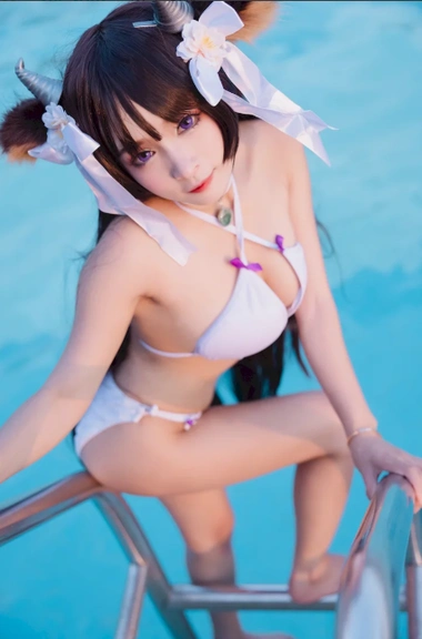 九九八XY-知名动漫博主写真合集