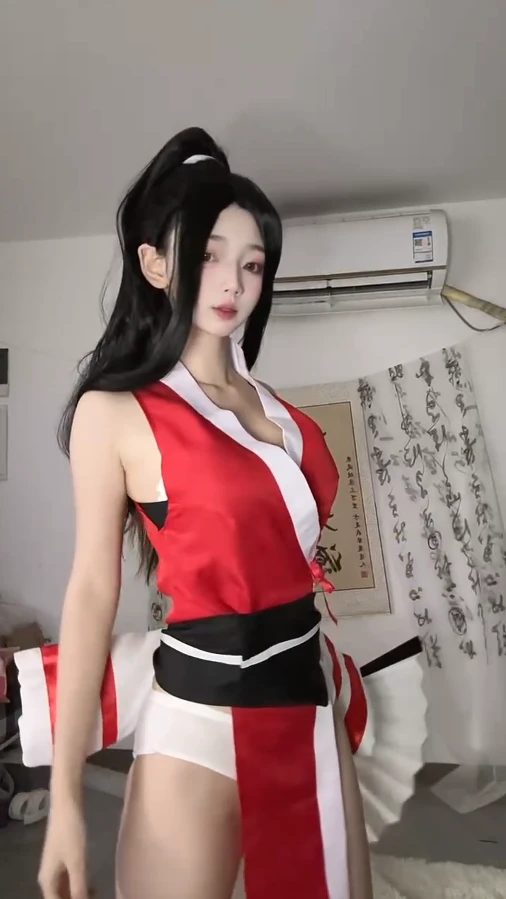 抖音性感小苏甜美动漫博主写真合集78P+42V[625MB]