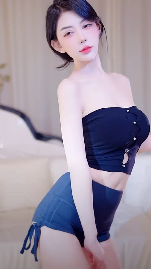 快手主播@孙妮骆驼耻挺跨舞蹈视频合集[42v765.2M]